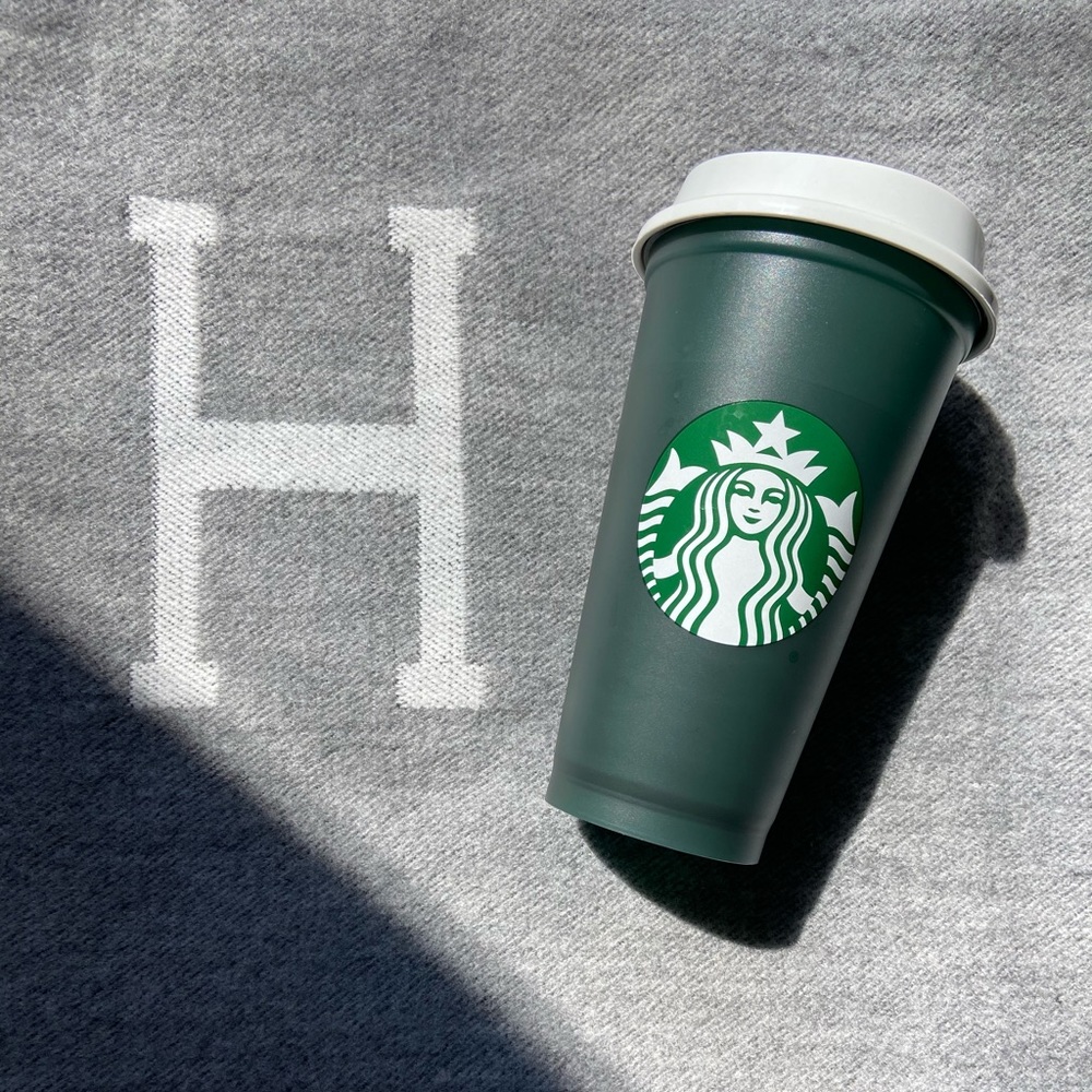 Color changing limited edition starbucks cup